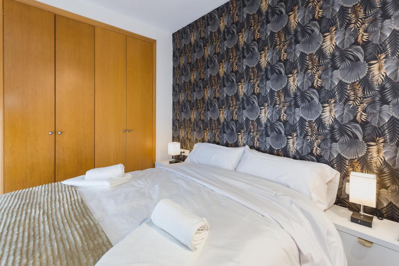 Piso Familiar Cerca Del Centro, Ac Y Wifi Gratis Apartman Valencia Kültér fotó