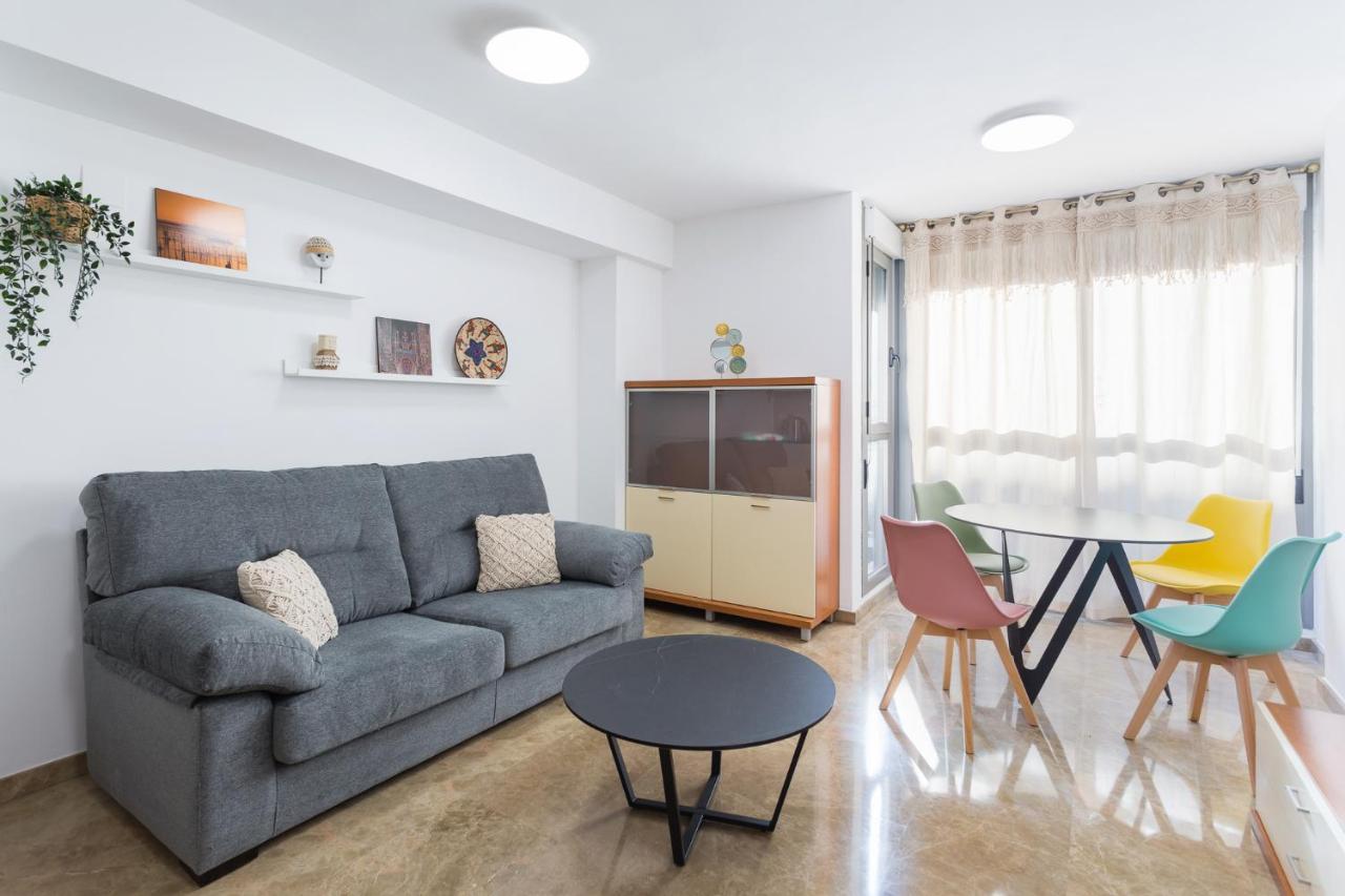 Piso Familiar Cerca Del Centro, Ac Y Wifi Gratis Apartman Valencia Kültér fotó