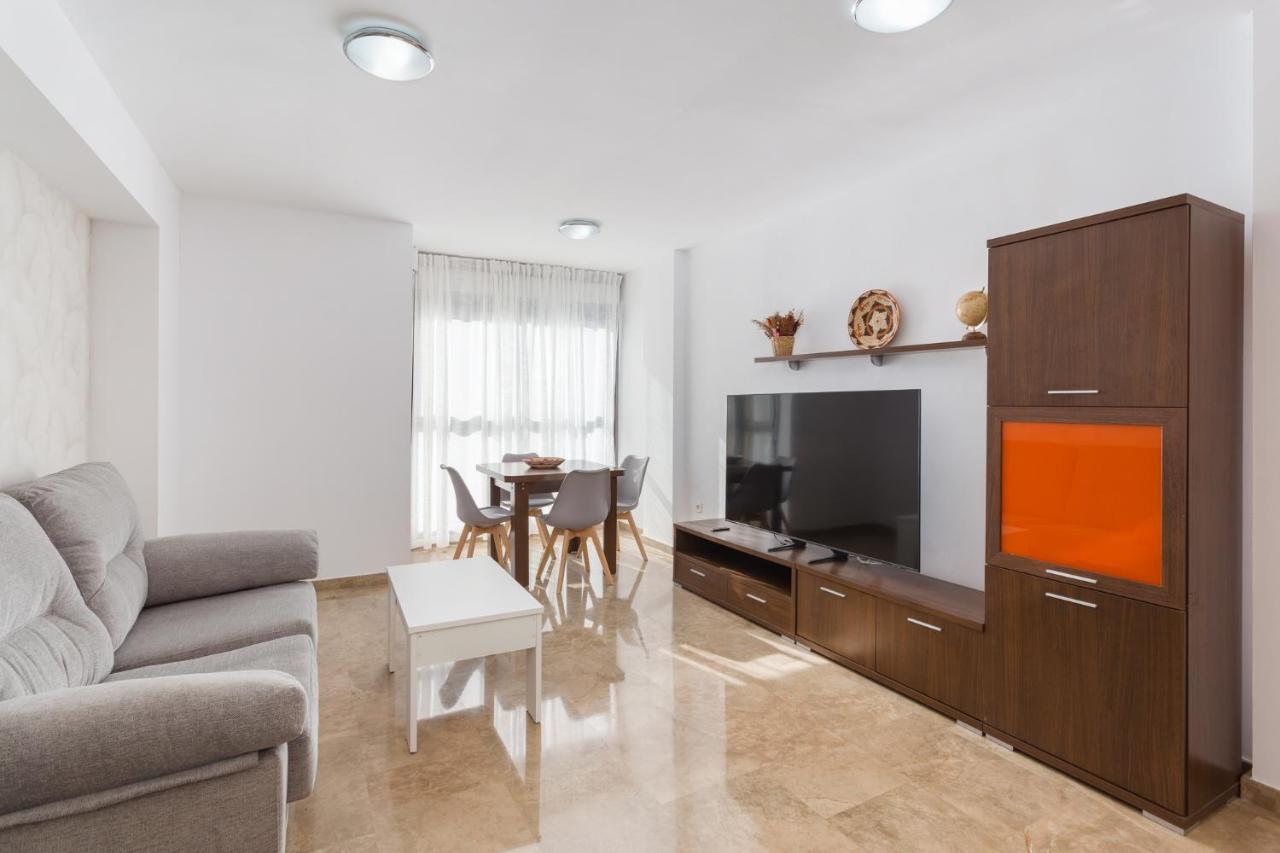 Piso Familiar Cerca Del Centro, Ac Y Wifi Gratis Apartman Valencia Kültér fotó