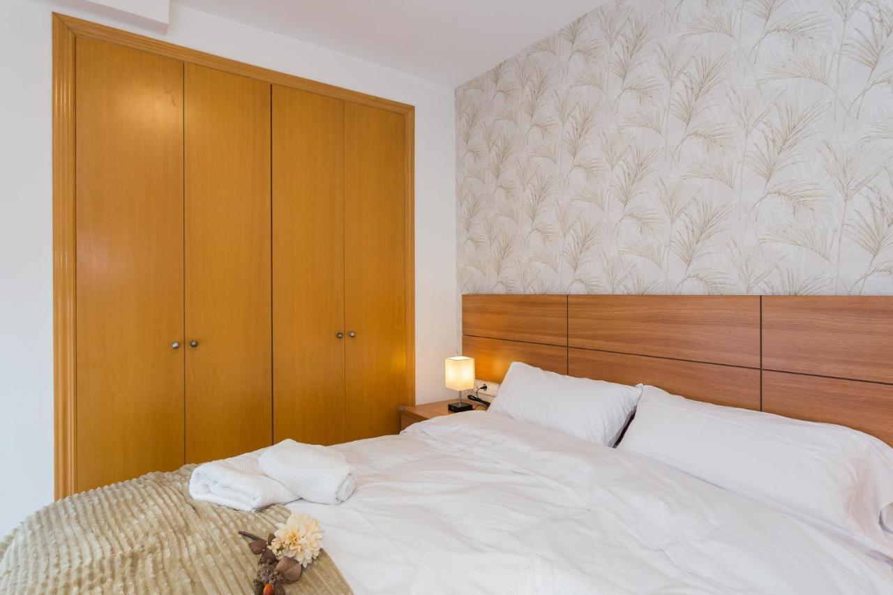 Piso Familiar Cerca Del Centro, Ac Y Wifi Gratis Apartman Valencia Kültér fotó