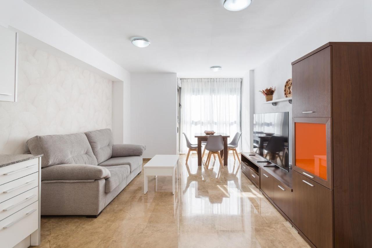 Piso Familiar Cerca Del Centro, Ac Y Wifi Gratis Apartman Valencia Kültér fotó
