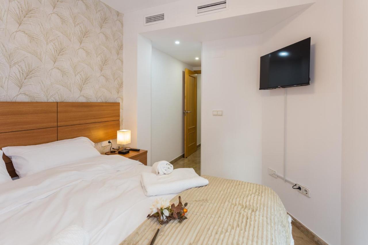 Piso Familiar Cerca Del Centro, Ac Y Wifi Gratis Apartman Valencia Kültér fotó