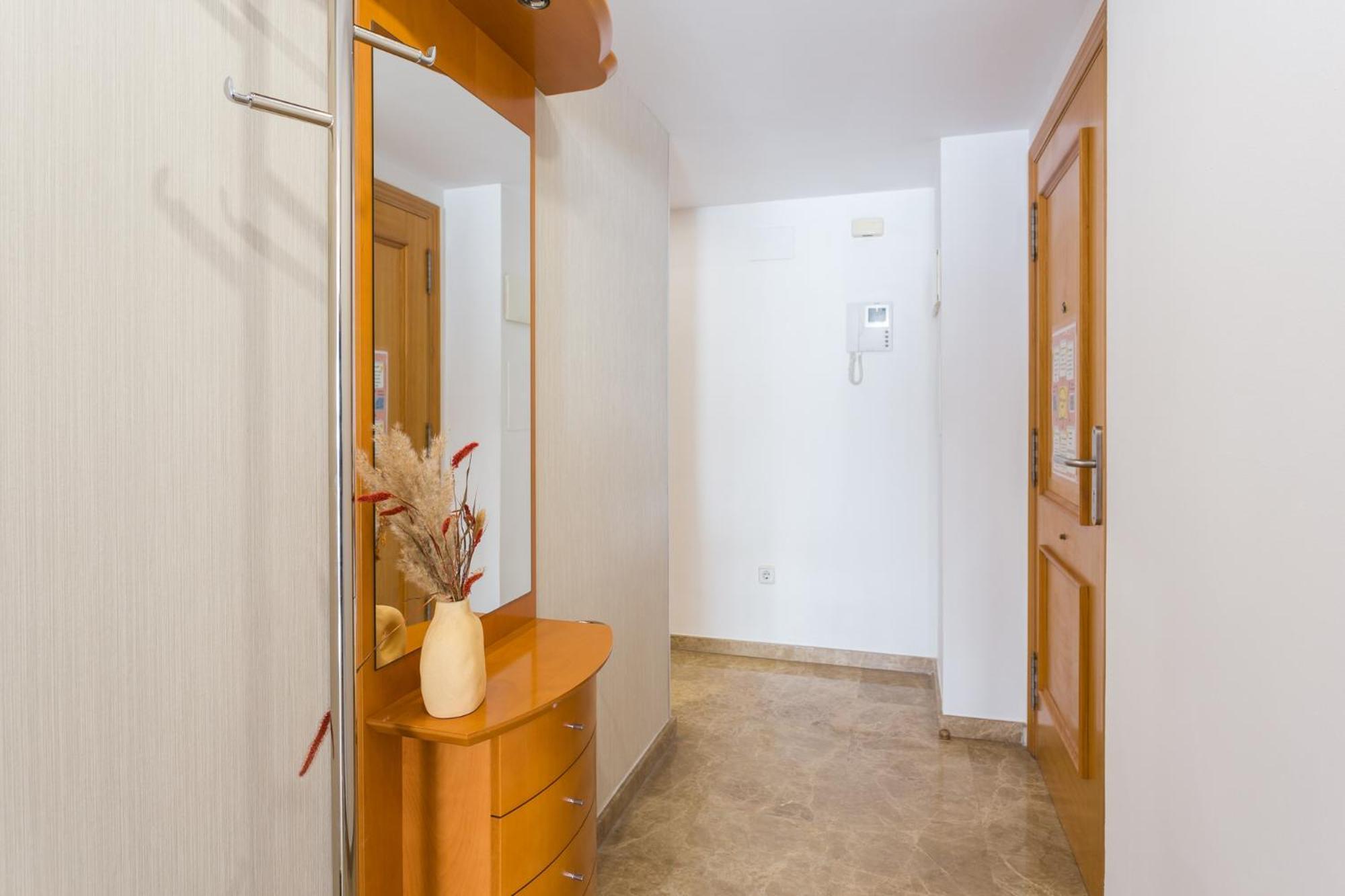 Piso Familiar Cerca Del Centro, Ac Y Wifi Gratis Apartman Valencia Kültér fotó